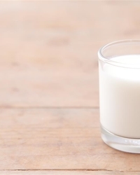 全脂奶制品有助于预防糖尿病