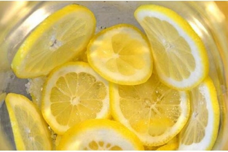 柠檬泡水喝的9大禁忌