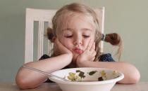 宝宝出现厌食 学会一些花招让孩子吃得开心很容易
