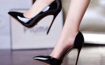 高跟鞋悄悄偷走女性的健康 警惕给你带来的十大伤害